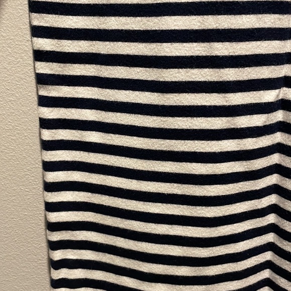 🍉J CREW Perfect Fit Stripe T-Shirt. Size S🍉 - Picture 7 of 7